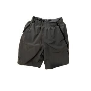 Under Armour Loose Shorts Mens S